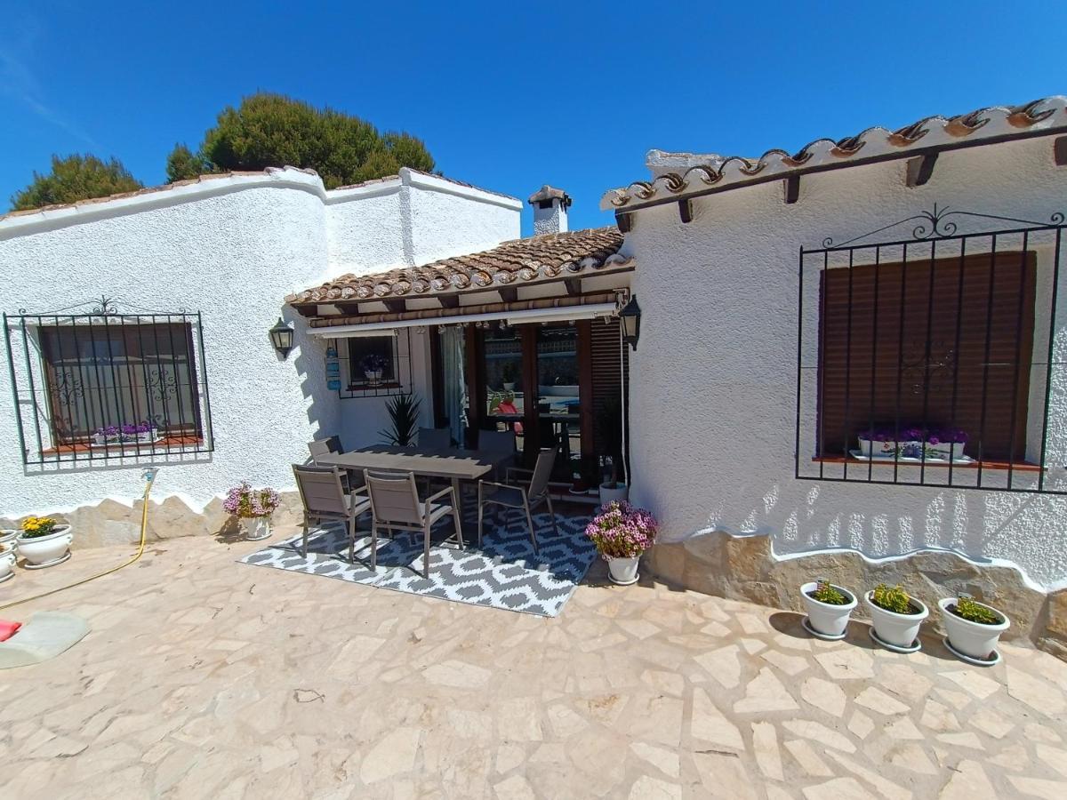 1-Bed Apartment Close To Moraira Town Centre Exteriör bild